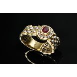 Flexible yellow and white gold 750 link ring with ruby in a brilliant-cut diamond ring (approx. 0.1