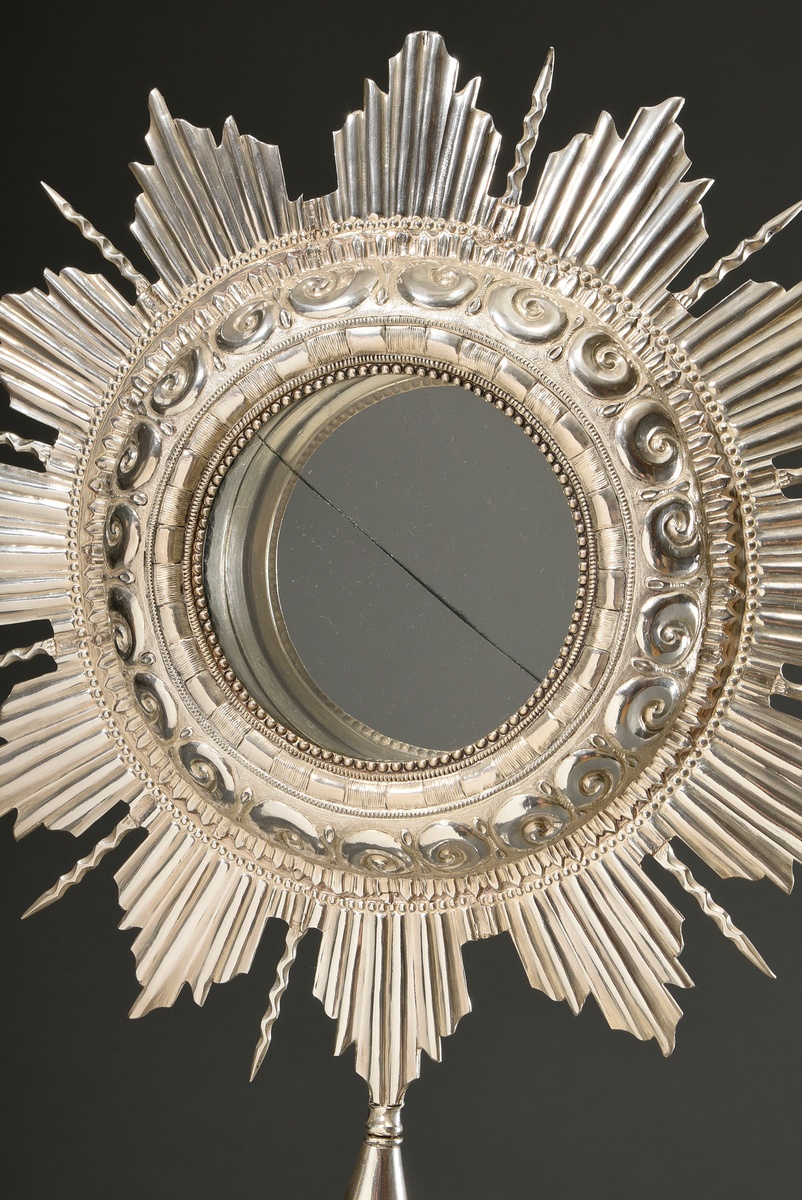 South American monstrance on a round base, reliquary with glass, scroll ornaments and aureole, silv - Image 3 of 6