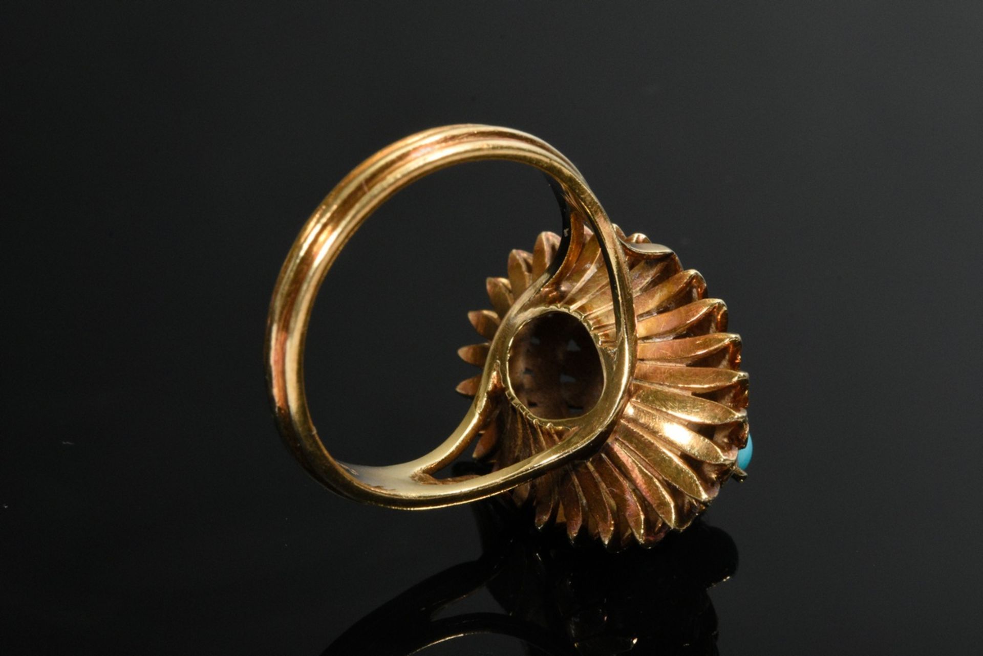 Midcentury Gelbgold 750 Ring mit Brillant (ca. 0.07ct/SI/W) in Türkis Cabochon Lunette auf gestuft  - Bild 4 aus 4
