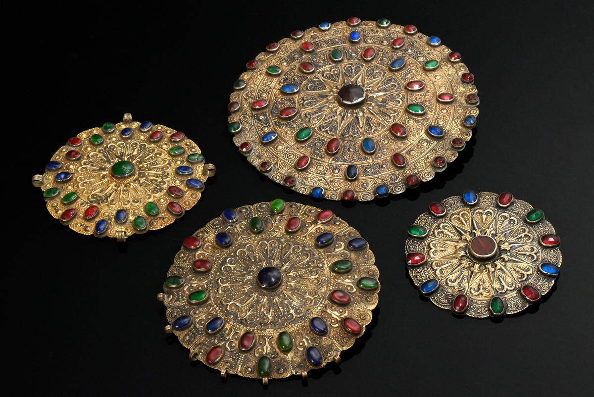 4 Various Yomud Turkmen coat or collar buttons "Gulyaka", central glass stone with concentric drift