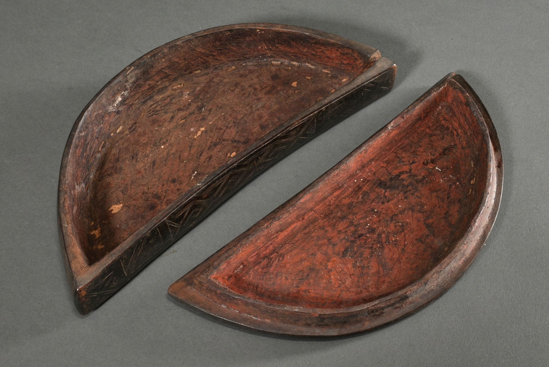 Fine tukula box from Kuba, Central Africa/ Congo (DRC), probably early 20th c., crescent-shaped woo - Image 4 of 6