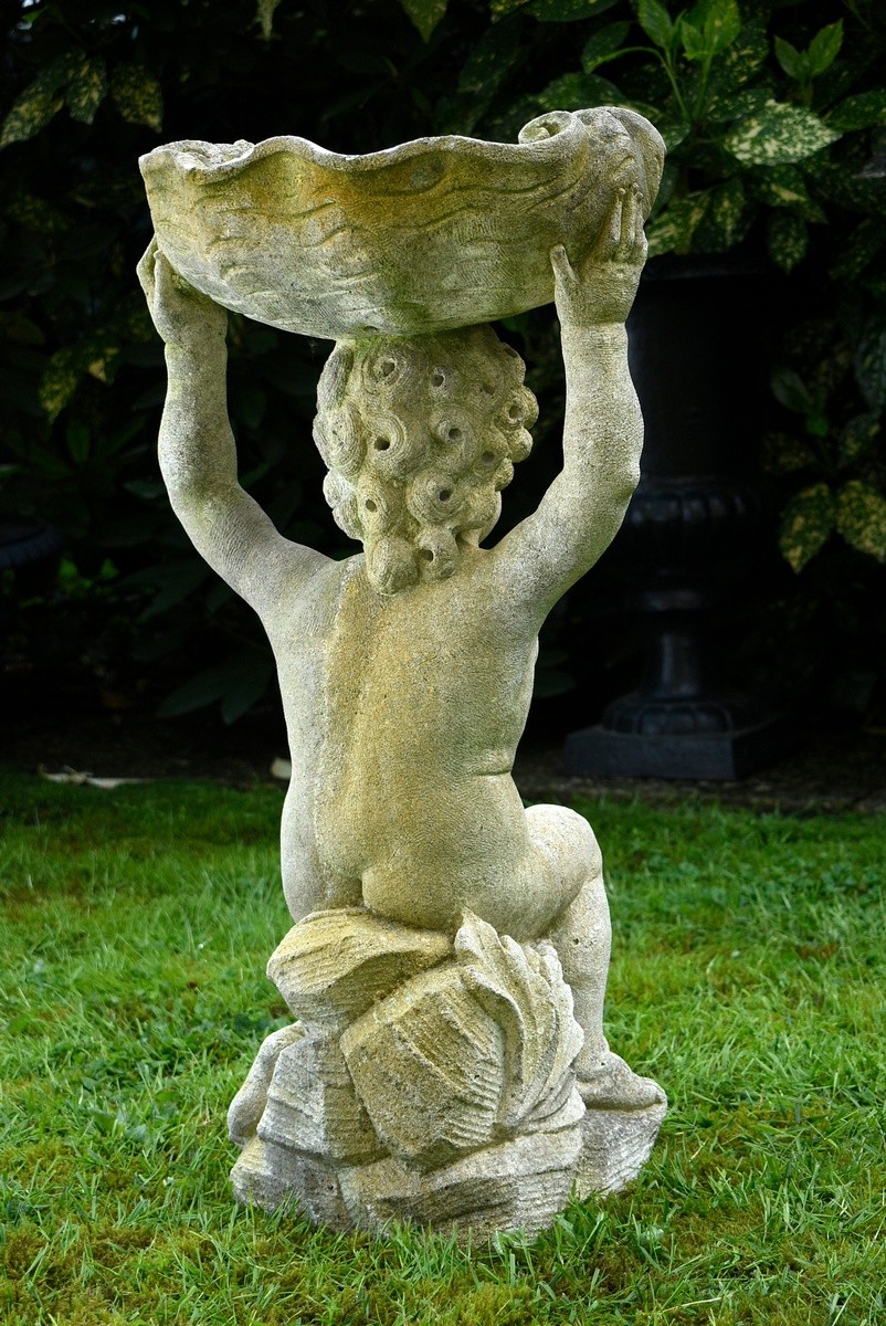 Sandstone garden figure "Putto holding a shell", h. 82cm, restored - Image 6 of 7