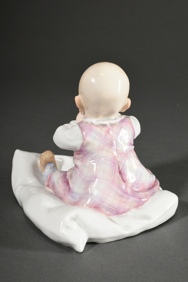 Meissen figurine "Toddler on pillow", porcelain polychrome painted, design: Konrad Hentschel 1905, - Image 5 of 8