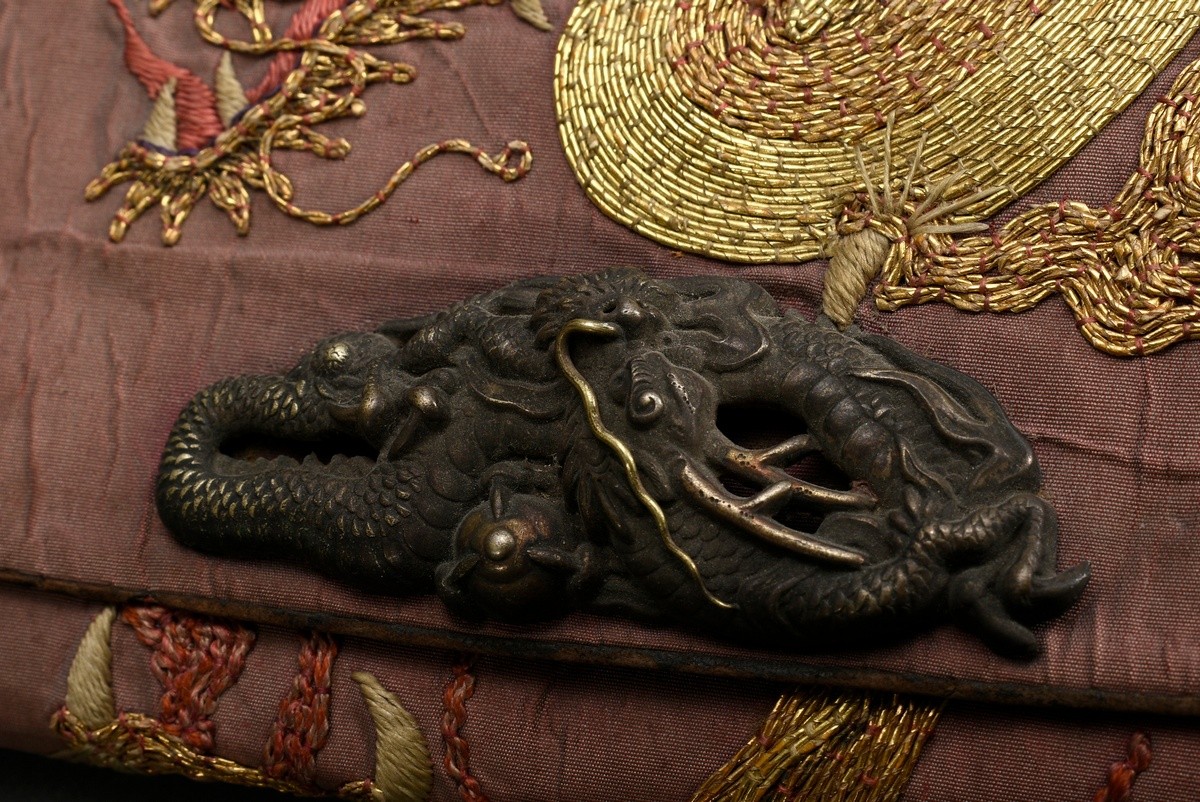 2 Diverse Tabakoire Täschchen mit Metall Ketten und Elfenbein Kagamibuta Netsuke "Drachen", Japan u - Bild 12 aus 17