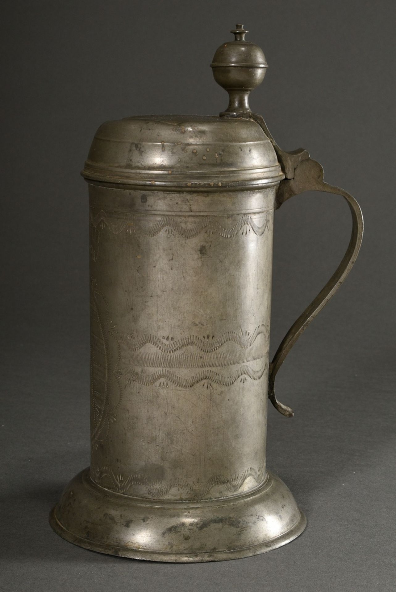 Pewter tankard in cylindrical form with wide flared base, domed hinged lid with spherical thumb res - Image 2 of 9