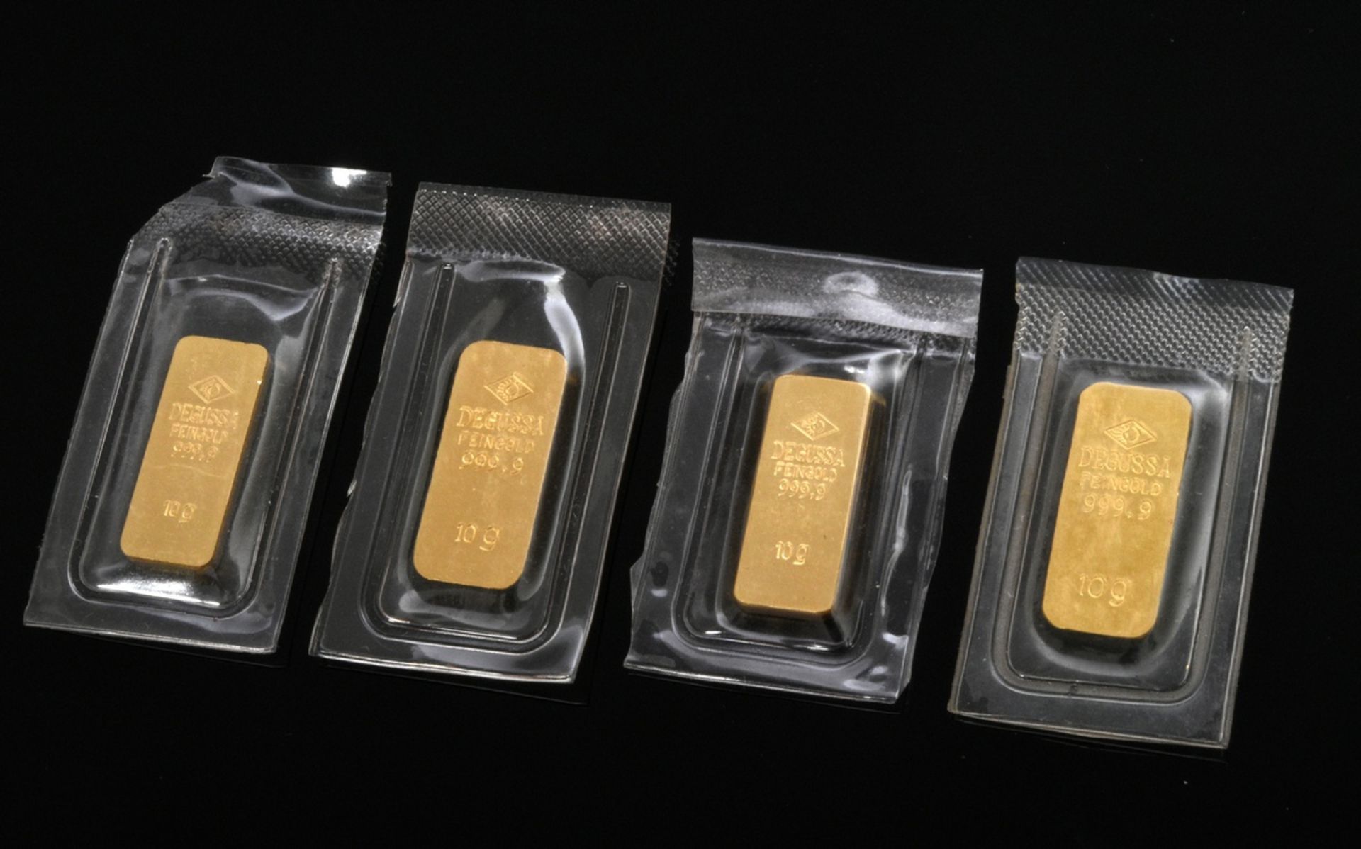 4 Various Degussa yellow gold 999.9 bars, total 40g, 2.4x1.1cm - Image 2 of 4