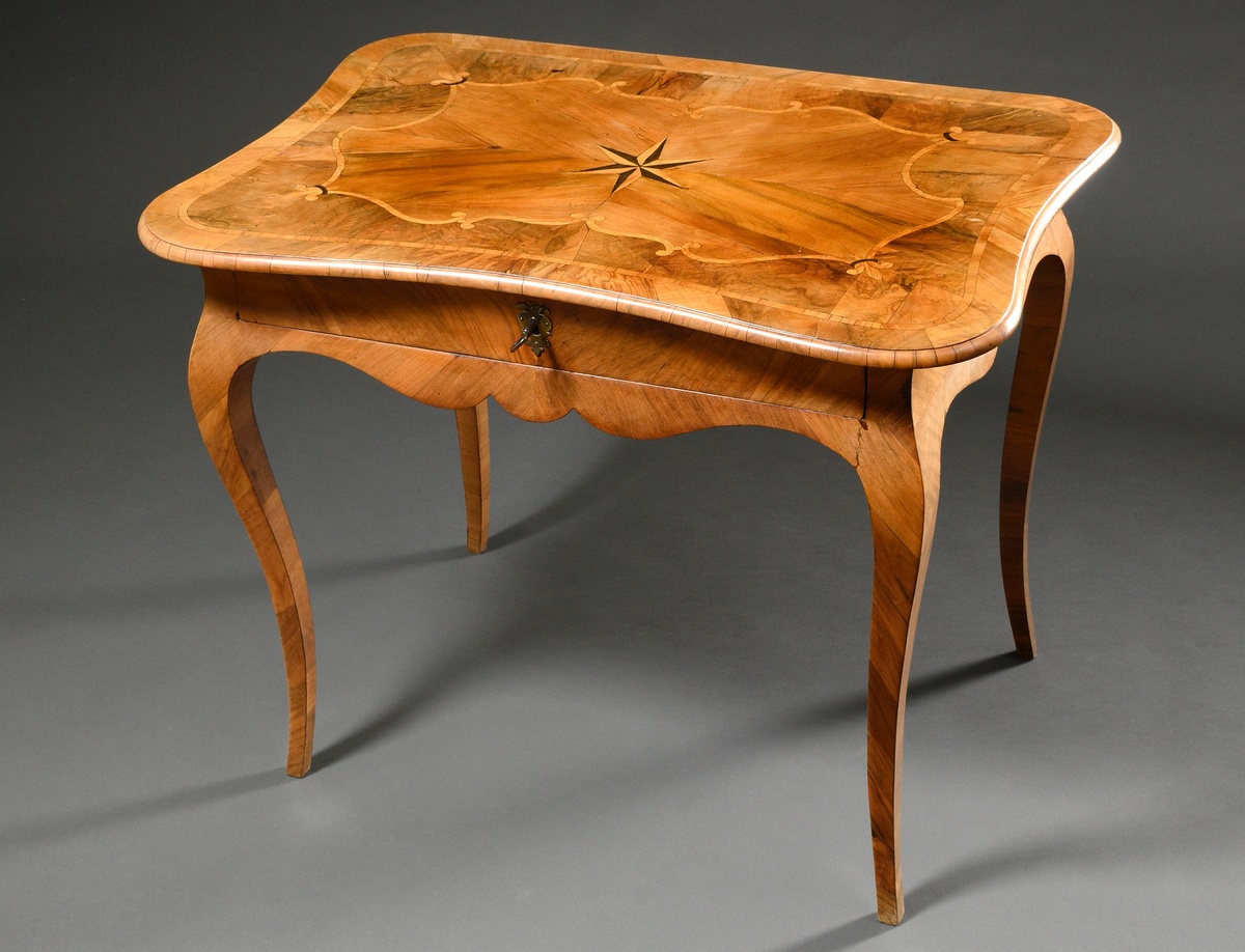 Elegant Baroque ladies desk on curved legs with star inlay on the top and drawer in cambered frame,