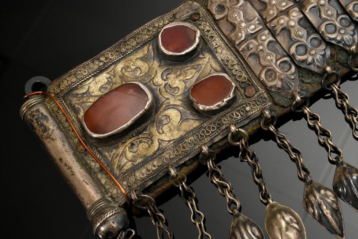 Tekke Turkmen men's belt made of leather with silver applications, fire-gilt clasps with 3 carnelia - Image 3 of 6