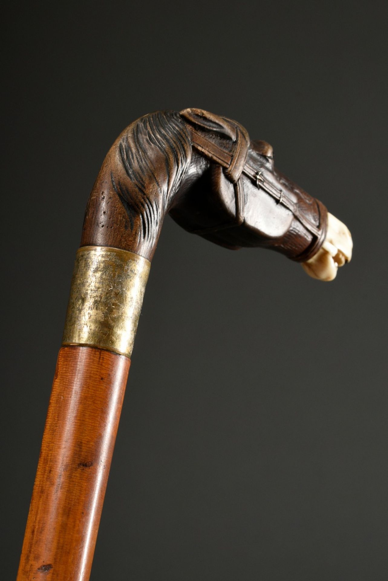 Gehstock mit fein geschnitzter Krücke "Pferdekopf", Buchsbaum mit Glasaugen und Maul aus Elfenbein, - Bild 4 aus 7