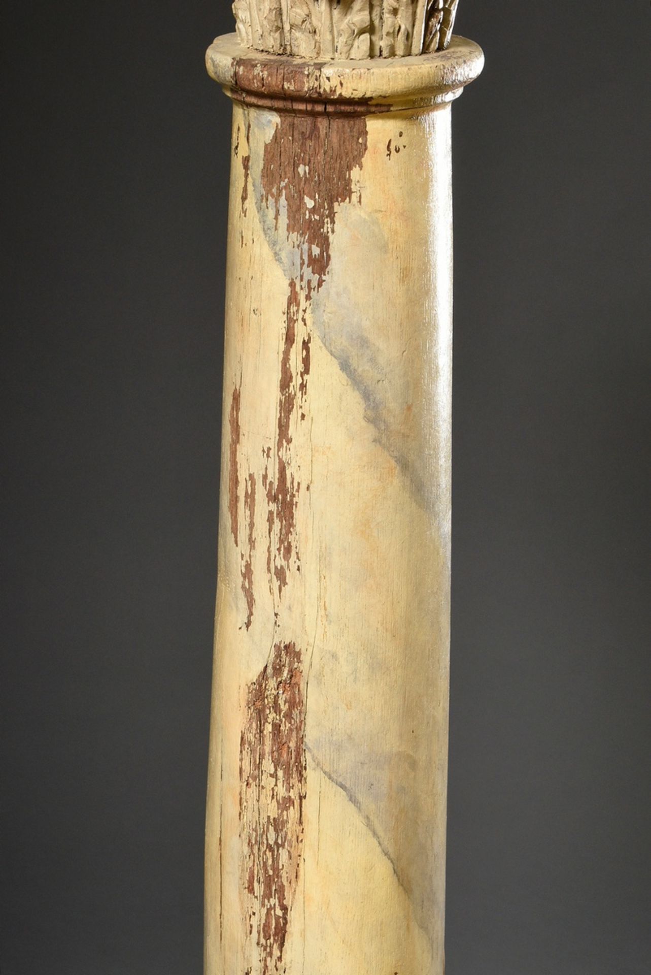 Paar Holz Säulen mit korinthischen Kapitellen, marmorierten Schäften und runden Basen, 18.Jh., H. c - Bild 5 aus 7