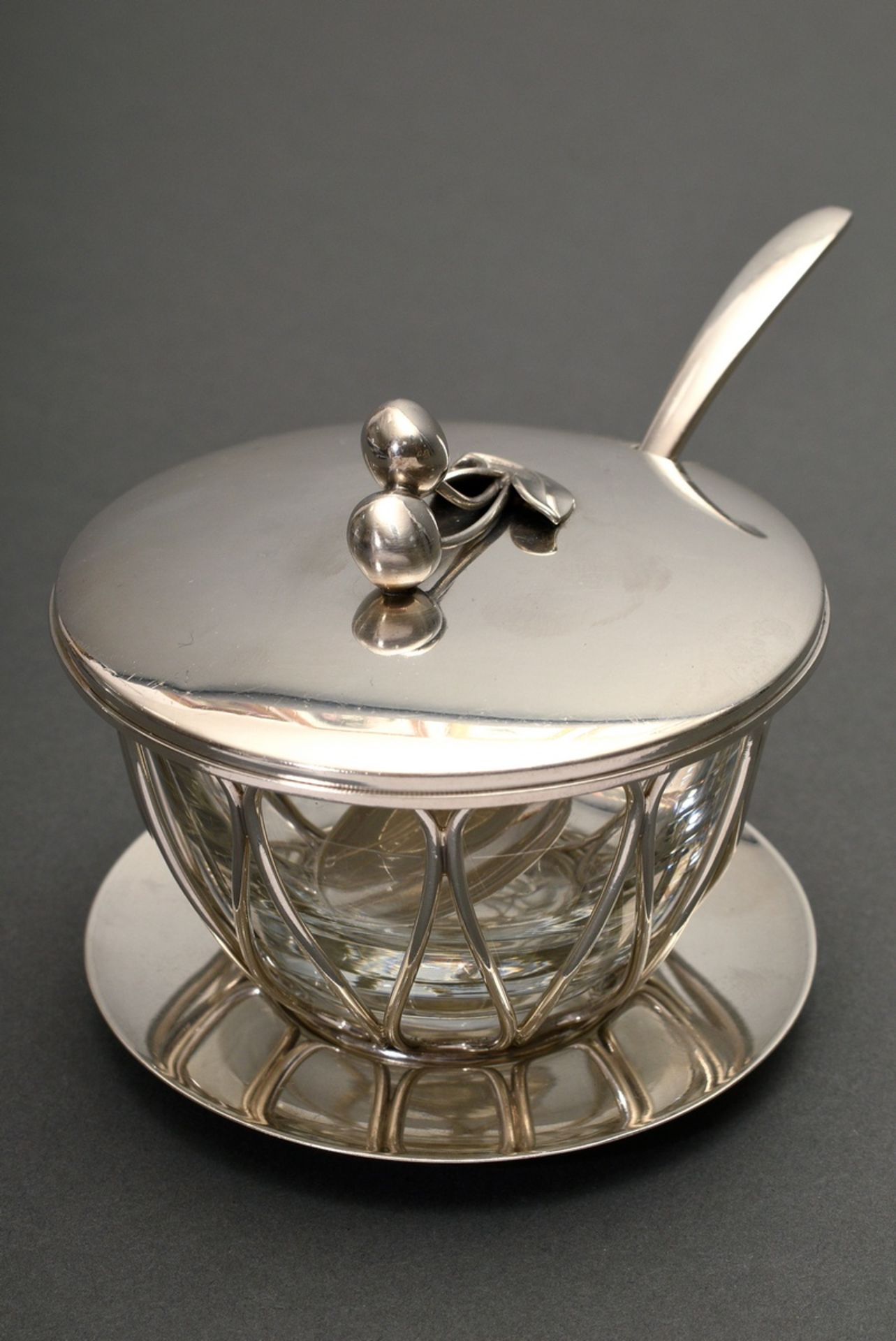 Midcentury jam pot with sculptural knob ‘cherry’, spoon and glass insert on saucer, MM: H.J. Wilm, 