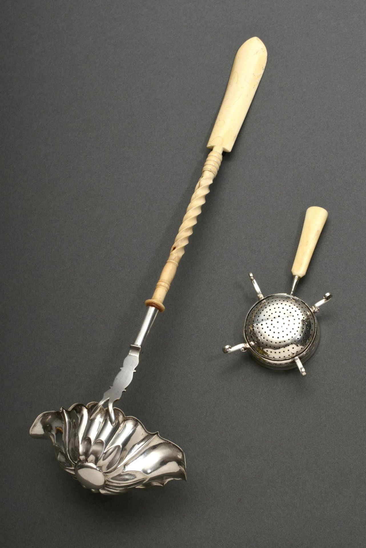 2 Various pieces Biedermeier tea strainer and punch bowl with carved and turned bone handles, silve - Image 2 of 5
