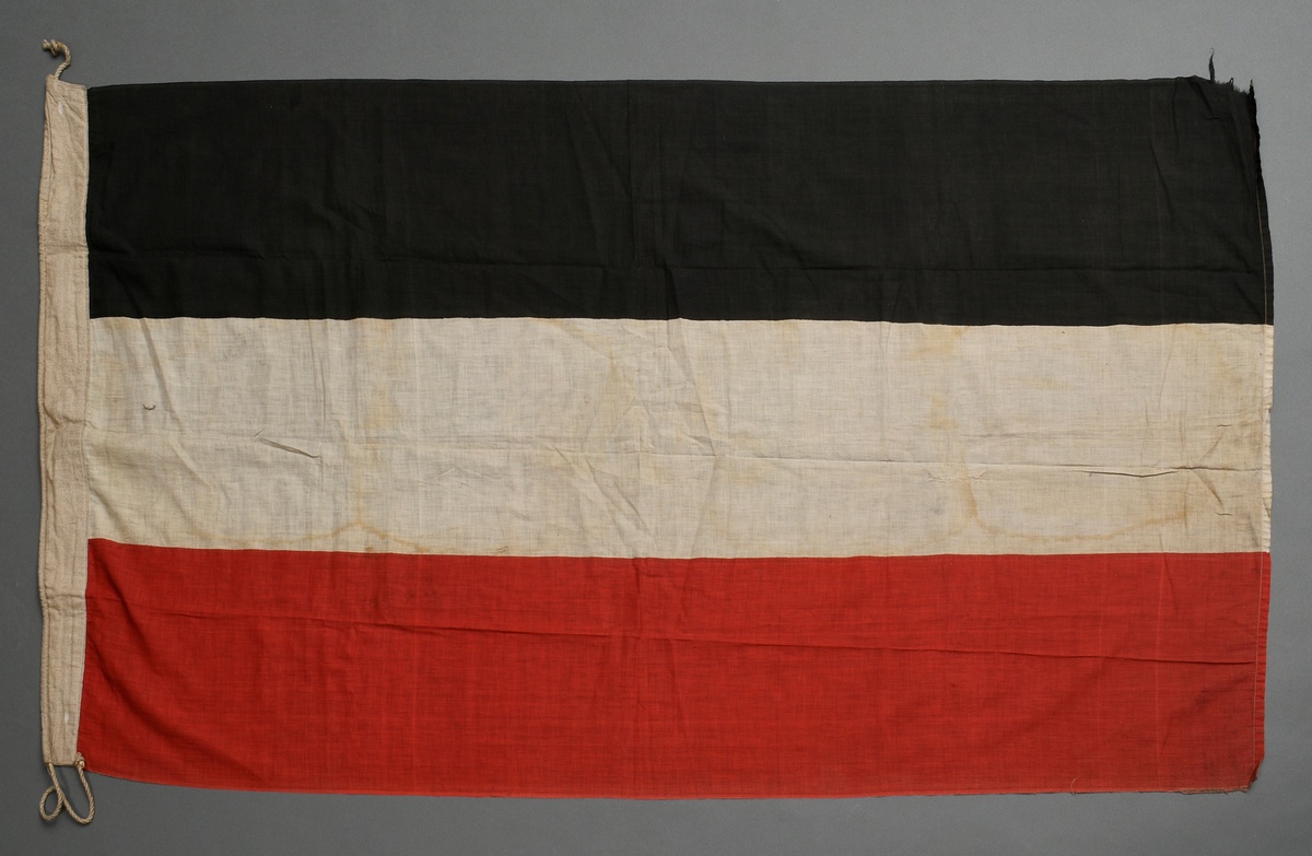 2 Diverse Flaggen: "Nationalflagge des Deutschen Reichs in der Kaiserzeit 1871-1918" sog. Reichsfla - Bild 12 aus 12