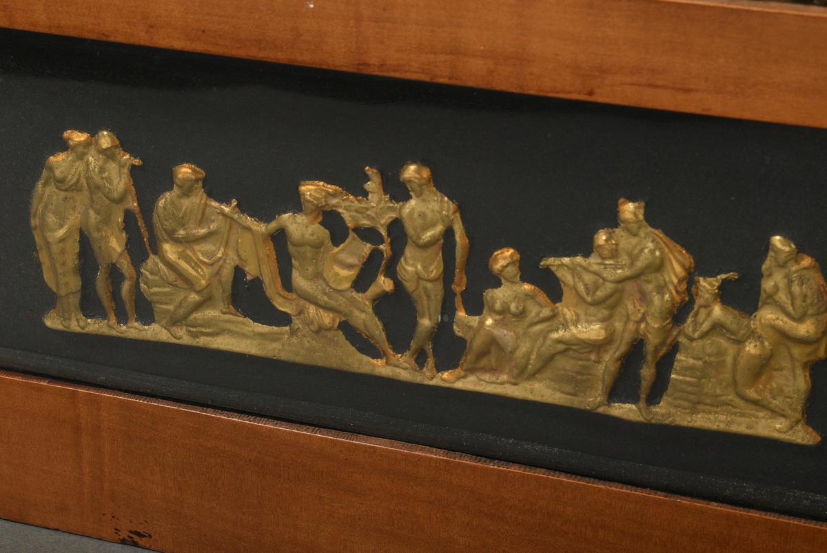 Large cherrywood console mirror with ebonised mouldings and panels, pediment with gilded relief "Tw - Image 4 of 6