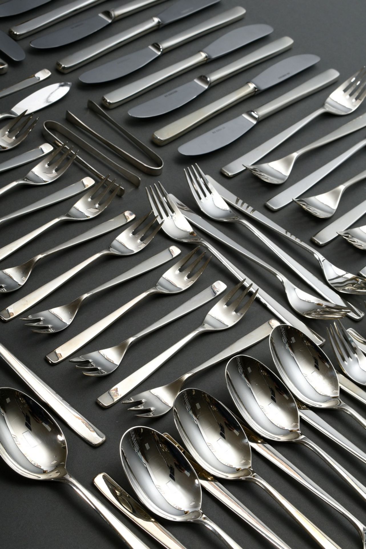 83 pieces Wilkens cutlery ‘Modern’, silver 800, 2361g (without knives), consisting of: 13 table kni - Image 2 of 7
