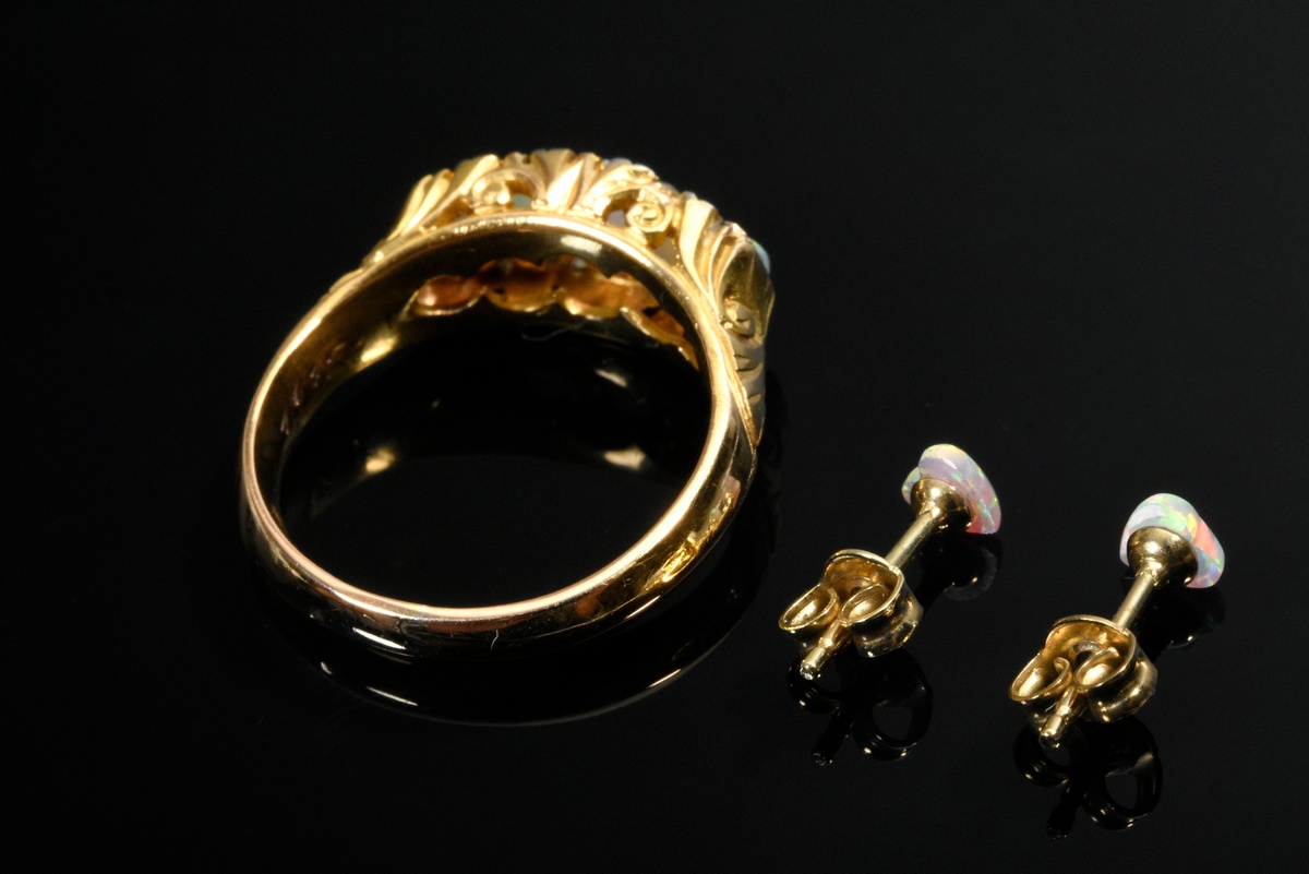 3 Teile Opalschmuck: gravierter Gelbgold 875 Ring mit Opalcabochons und kleinen Diamantrosen, um 19 - Bild 3 aus 3