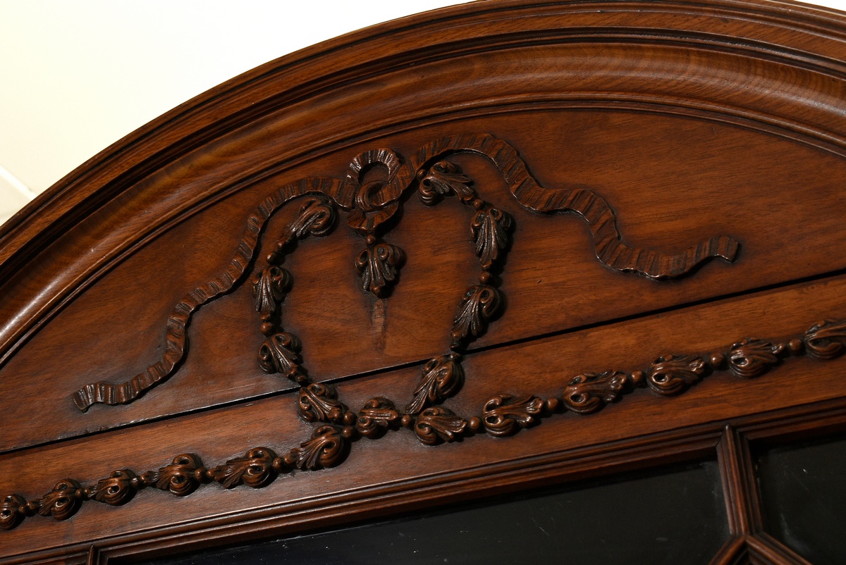 2 English bookcase library cabinets with round gables and floral carving reliefs in the Neoclassica - Image 3 of 14