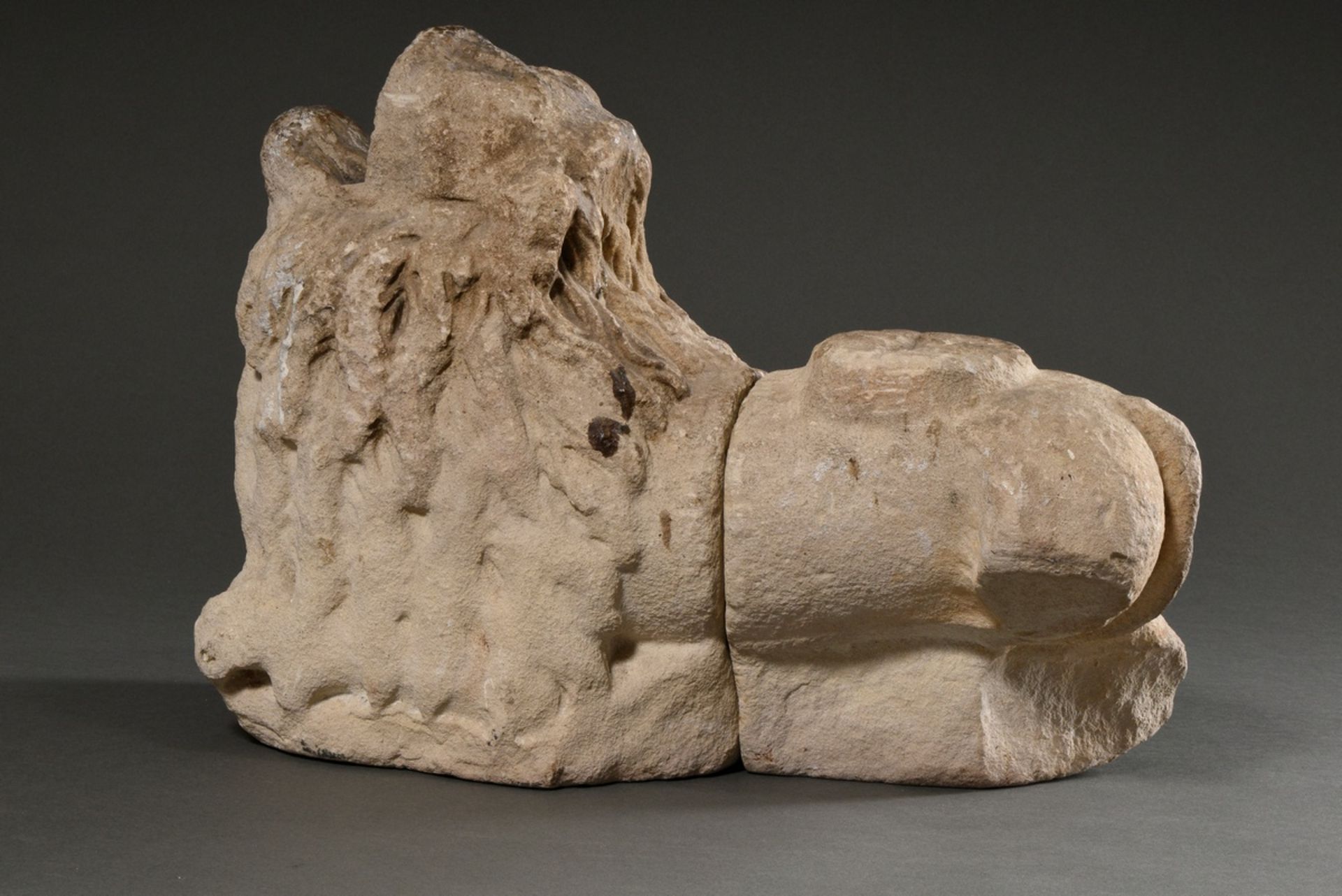 Late medieval sandstone column base "Reclining lion with open mouth", 45x34x20cm, strong traces of  - Image 4 of 11