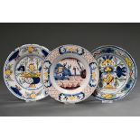 3 Small Dutch faience plates with polychrome slip painting ‘Chinoiserie’ and ‘Flower vases’, Delft 