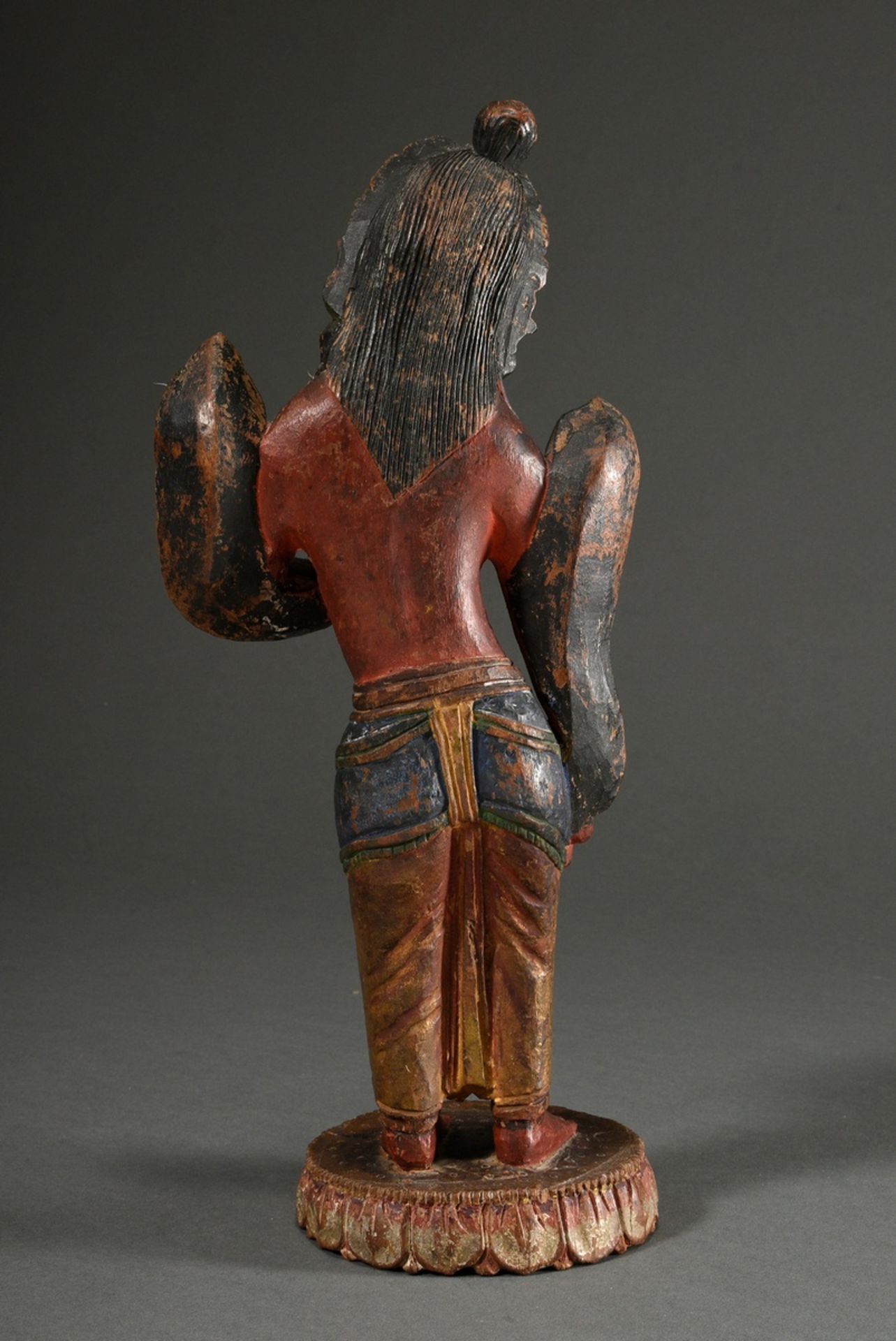 Buddhist carving "Standing Tara", Nepal 19th century, coloured wood, h. 35,5cm, small missing parts - Image 2 of 7