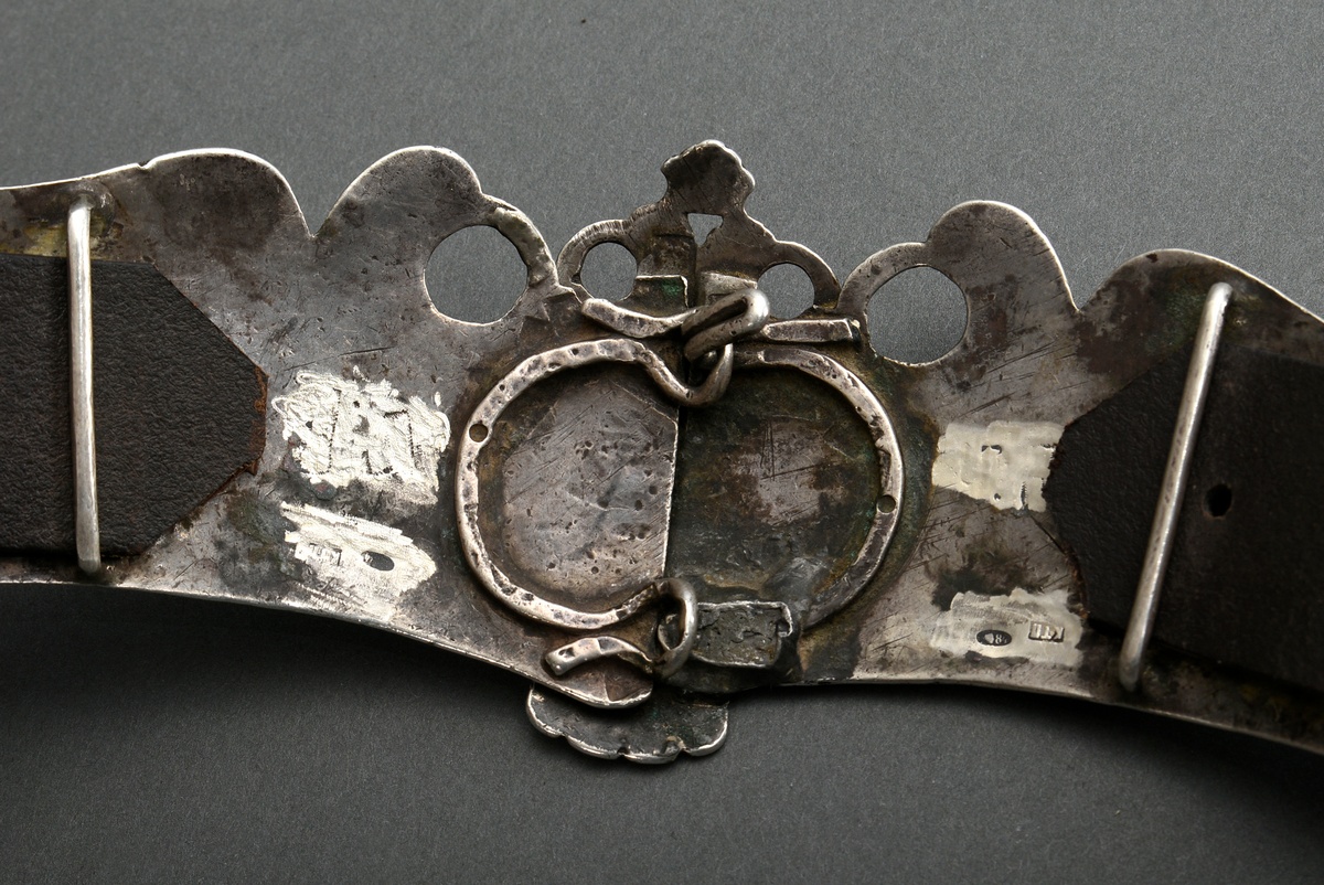 Leather belt with Caucasian double-bird buckle and ornamental tendril decoration in niello work, ma - Image 4 of 5