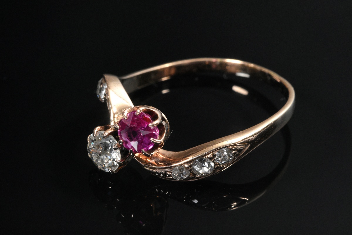 Rotgold 585 Toi et Moi Ring mit synthetischem Rubin und Altschliff Diamanten (zus. ca. 0.40ct/VSI-P - Bild 2 aus 3
