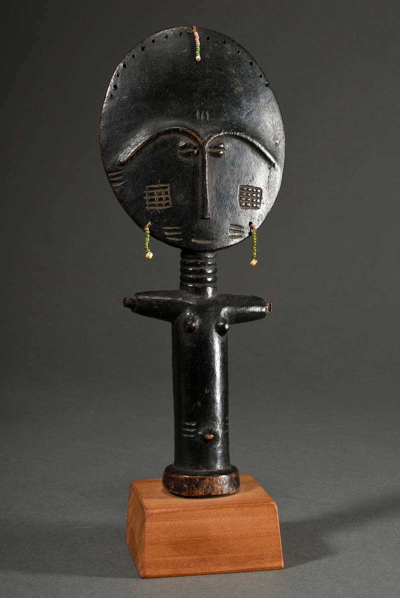 Ancient figure of the Ashanti, so-called "Akuaba", West Africa/ Ghana, early 20th century, wooden d