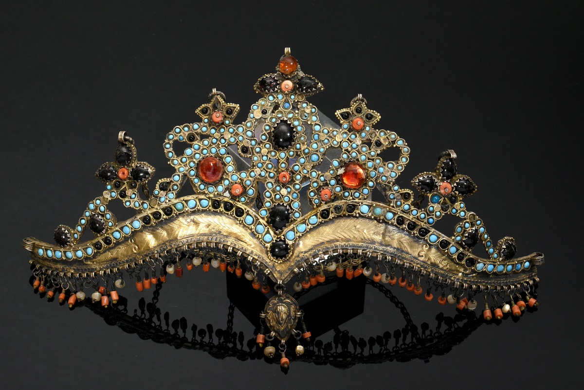 Uzbek bridal jewelry tiara, openworked plate with varying stone setting at the top, gilded curved s