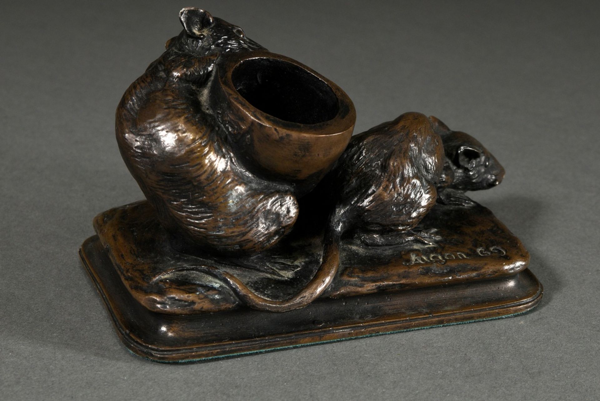 Aigon, Antonin (1837-1885) "Zwei Ratten mit Ei" 1869,  Bronze, vorne bez.: "Les Deux Rats & L'oeuf  - Bild 2 aus 6