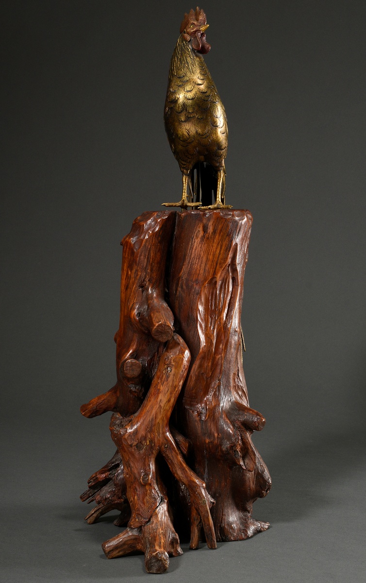 Jizai Okimono " Cock " in naturalistic form on burlwood base, belly marked Hidenao, Meiji period, J - Image 3 of 9