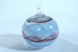MOLNAR Pavel "Glaskugel", Künstlerglas. Lampenglas d h. vor der Lampe / dem Brenner gefertigt. Farb
