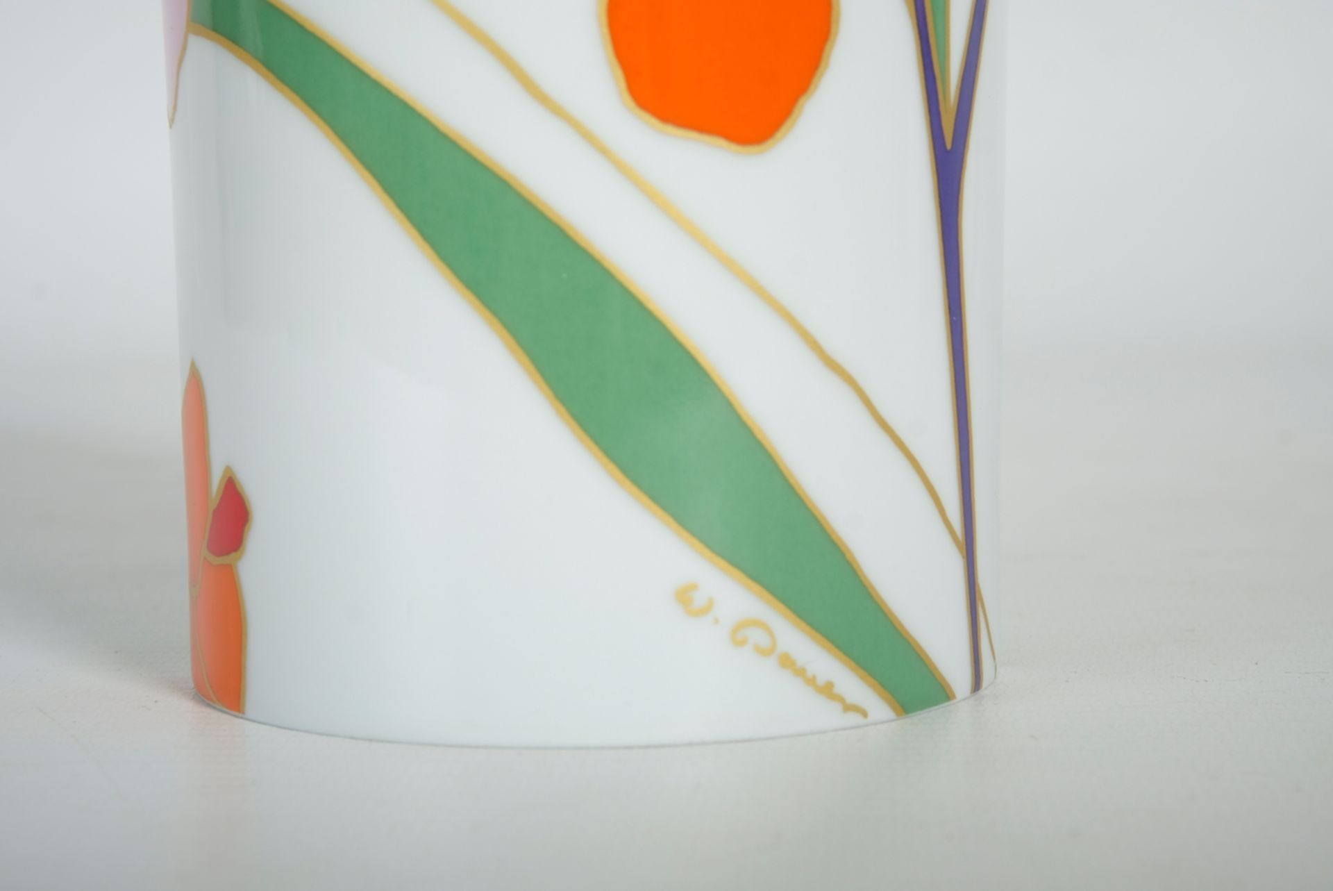 Rosenthal Vase "studio-linie, abstraktes Blütenmotiv von Wolfgang Bauer, 19cm hoch, Durchmesser 9cm - Image 3 of 3