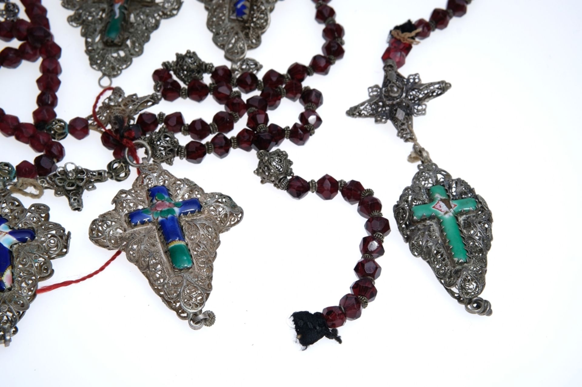 Sacred lot: four rosaries and five : four rosaries and five cross pendants, antique - Image 2 of 5