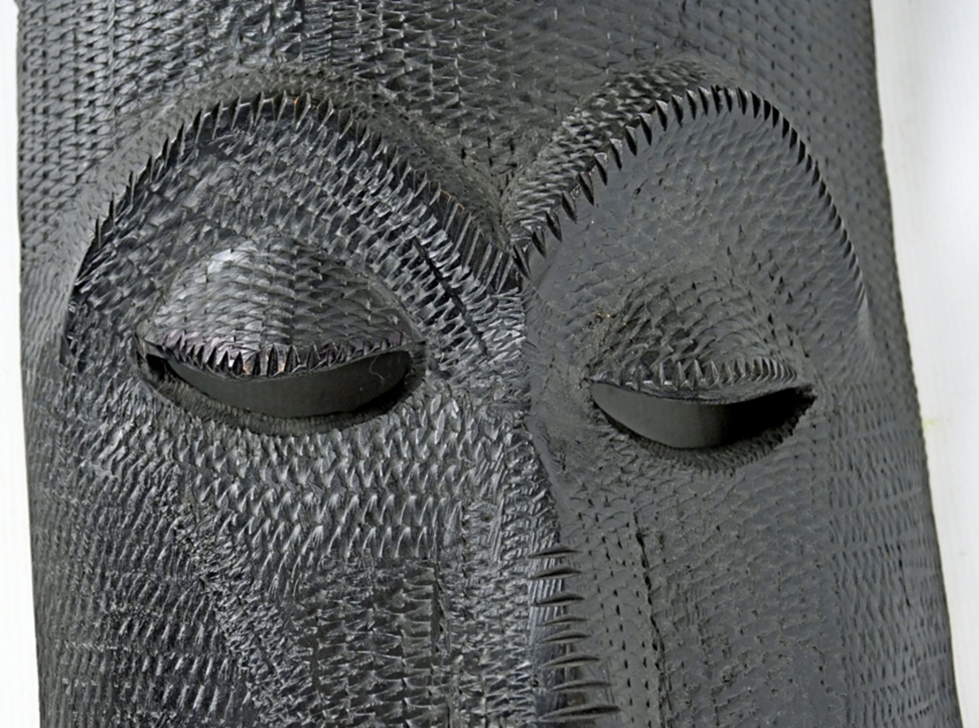 Face mask, Africa, finely hand-carved. Wood with black patina. - Image 3 of 4