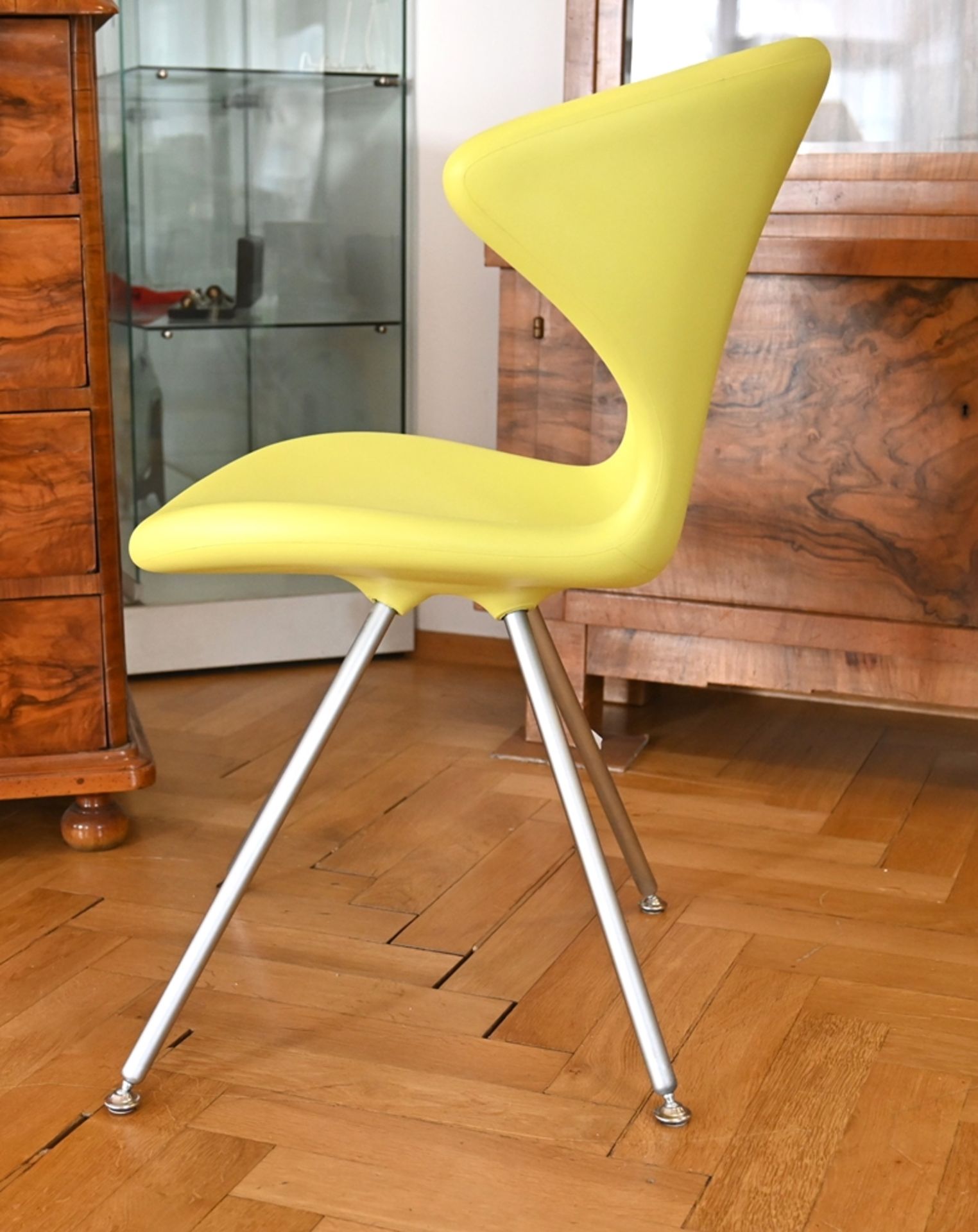 Design chair, Tonon Concept 902 with metal feet, curved shape, design Martin Ballendat (1958 Bochum - Image 2 of 5