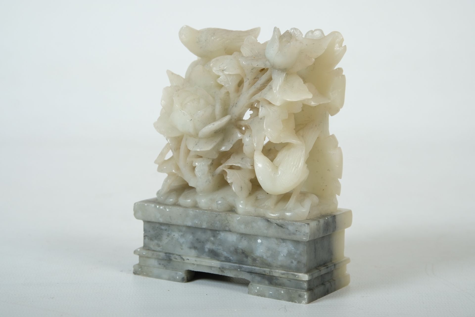 Soapstone carving, Flower border with bird, China around 1920. - Image 2 of 3