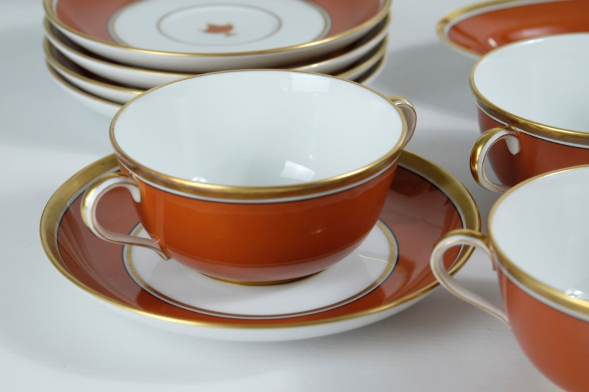 Richard Ginori "Contessa" dinner service, porcelain, white and terracotta with gold rim, consisting - Image 5 of 8