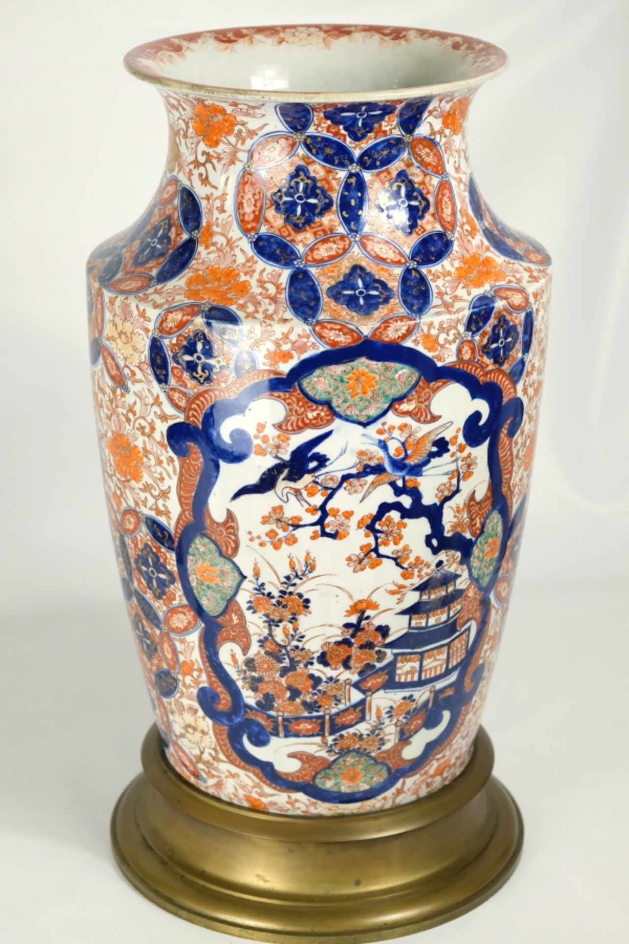 Imari floor vase, Japan Meji period.