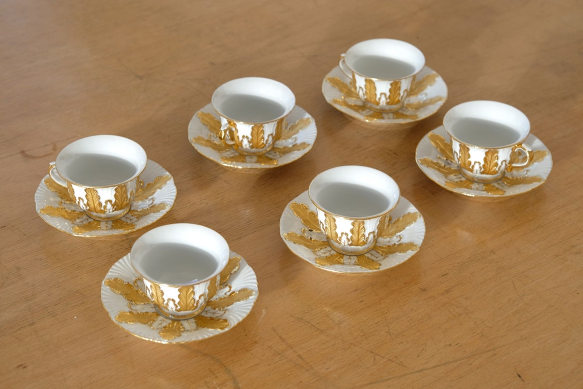 Meissen espresso service for XX persons, gold decor, 2nd choice