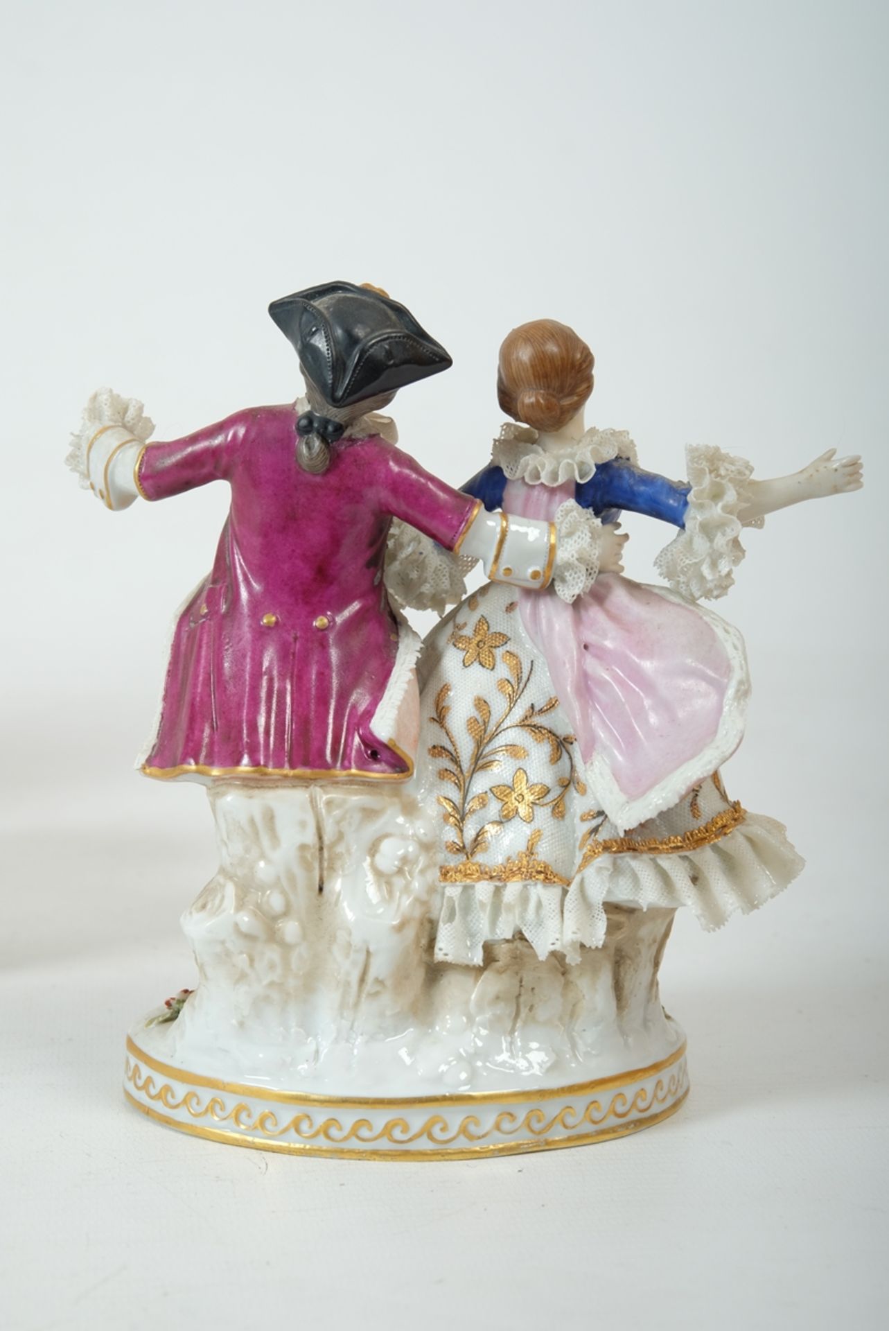 Porcelain figure Dancing couple, Vienna, probably 2nd half 18th century, 19x12x10cm - Image 2 of 3