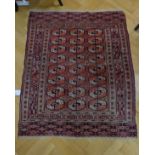 Turkmen tekke, antique, c. 1900/20. Finely woven, soft to the touch. Somewhat uneven pile. Individu