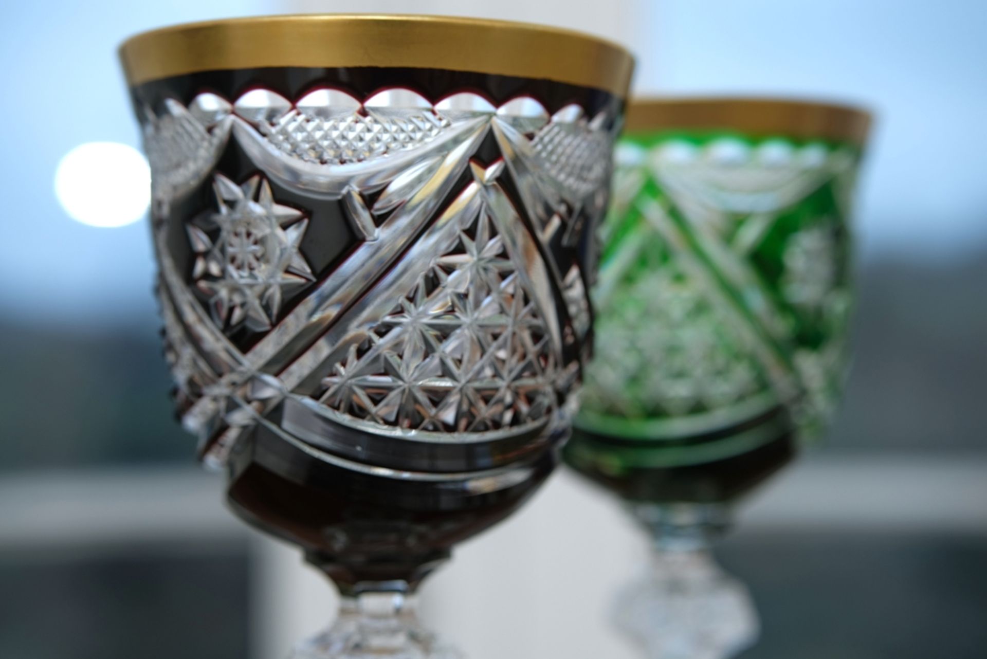 Six champagne goblets, flashed glass (lead glass) and gold rim, as well as nodus with pointed stone - Image 3 of 4