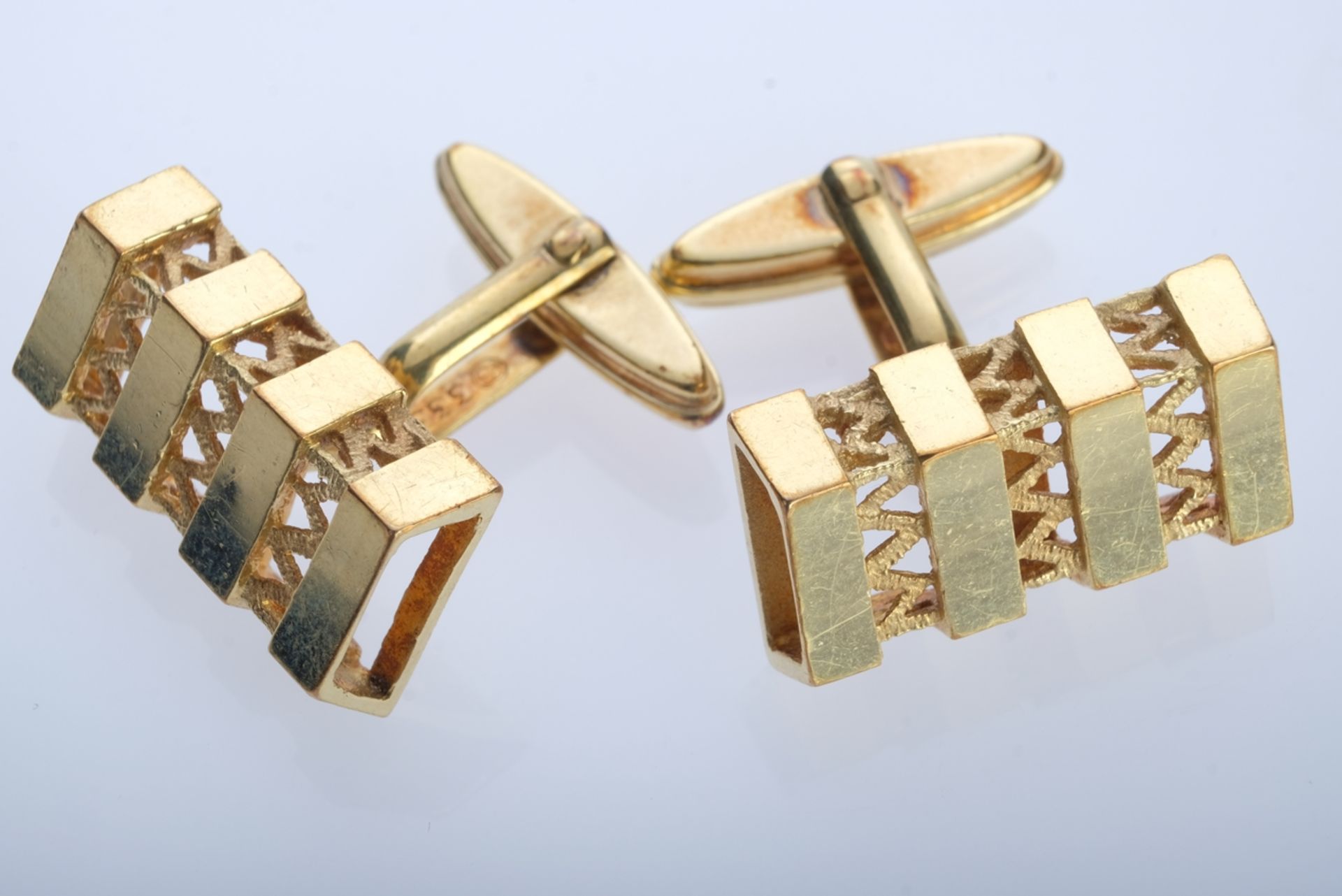 Cufflinks with openwork decoration, yellow gold 333, 2x0.8 cm, 7.6 g