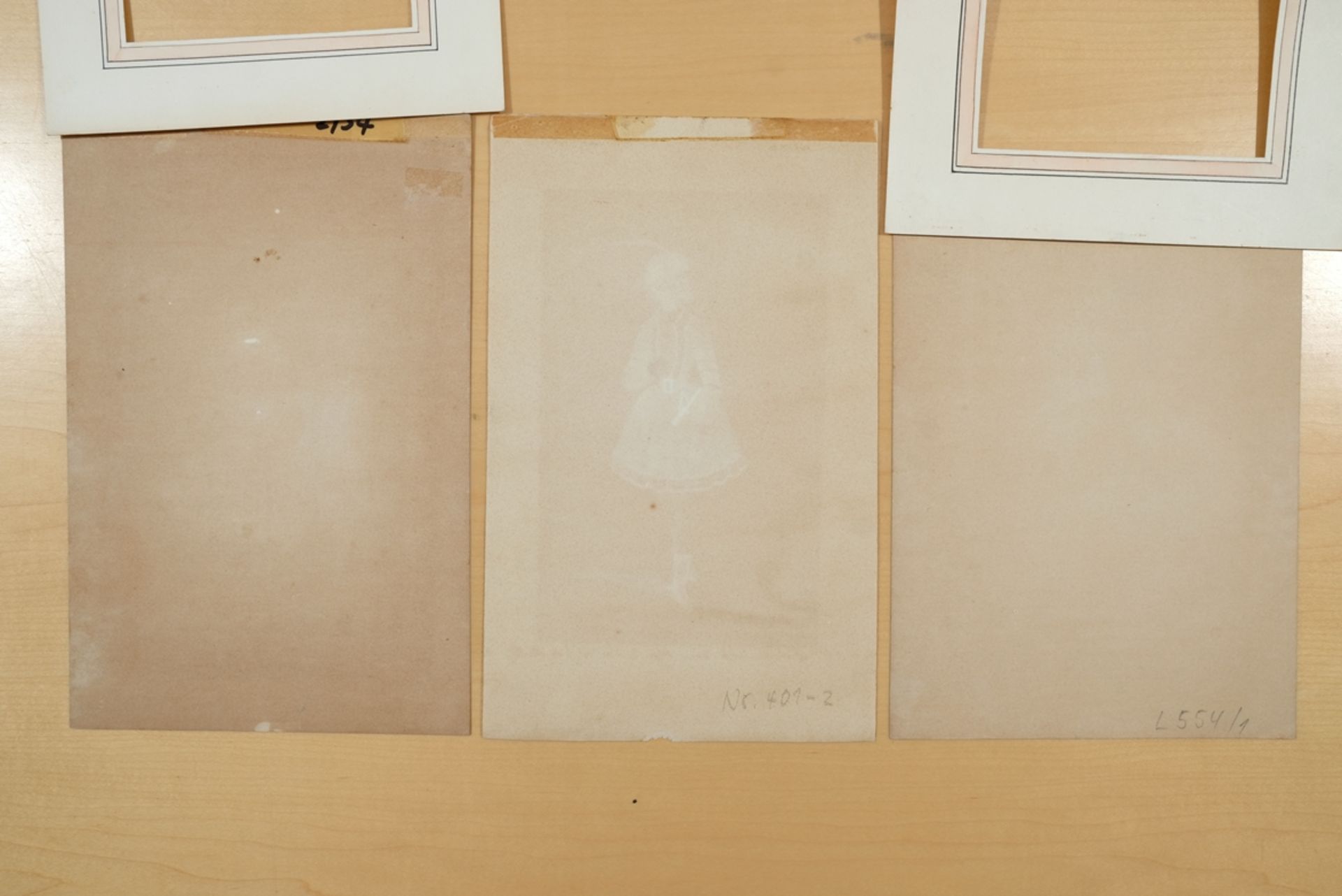 Franceschini, Vincenzo (1812-1884), Trachten, drei Aquarelle über Bleistift auf Papier. Zwei Darste - Bild 5 aus 5
