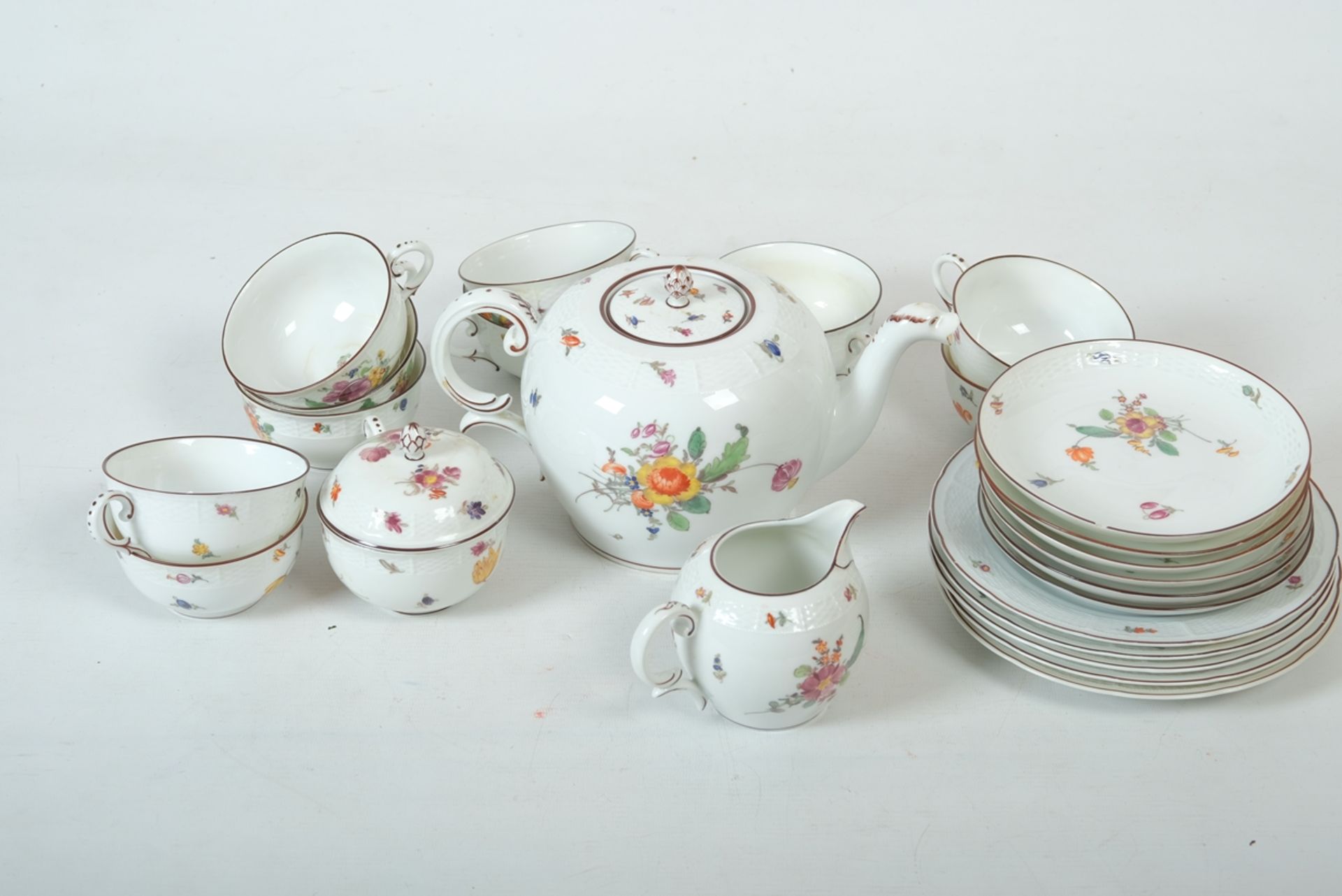 Nymphenburg Tea Service I "Rose Bouquet - brown rim", hand-painted, for 6 persons, ozier relief, 6  - Image 2 of 5