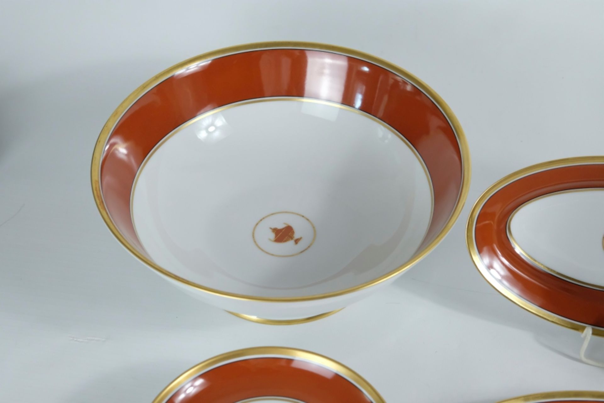 Richard Ginori "Contessa" dinner service, porcelain, white and terracotta with gold rim, consisting - Image 4 of 8