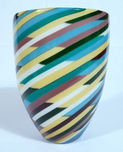Venini Vase "Klee", Entwurf von Laura Diaz de Santillana, 1989 Muranoglas; mundgeblasen. 