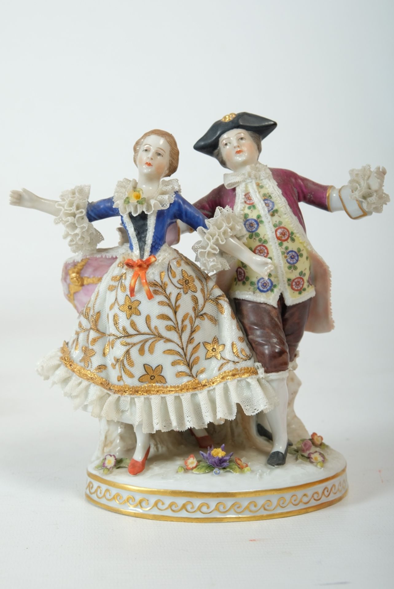 Porcelain figure Dancing couple, Vienna, probably 2nd half 18th century, 19x12x10cm