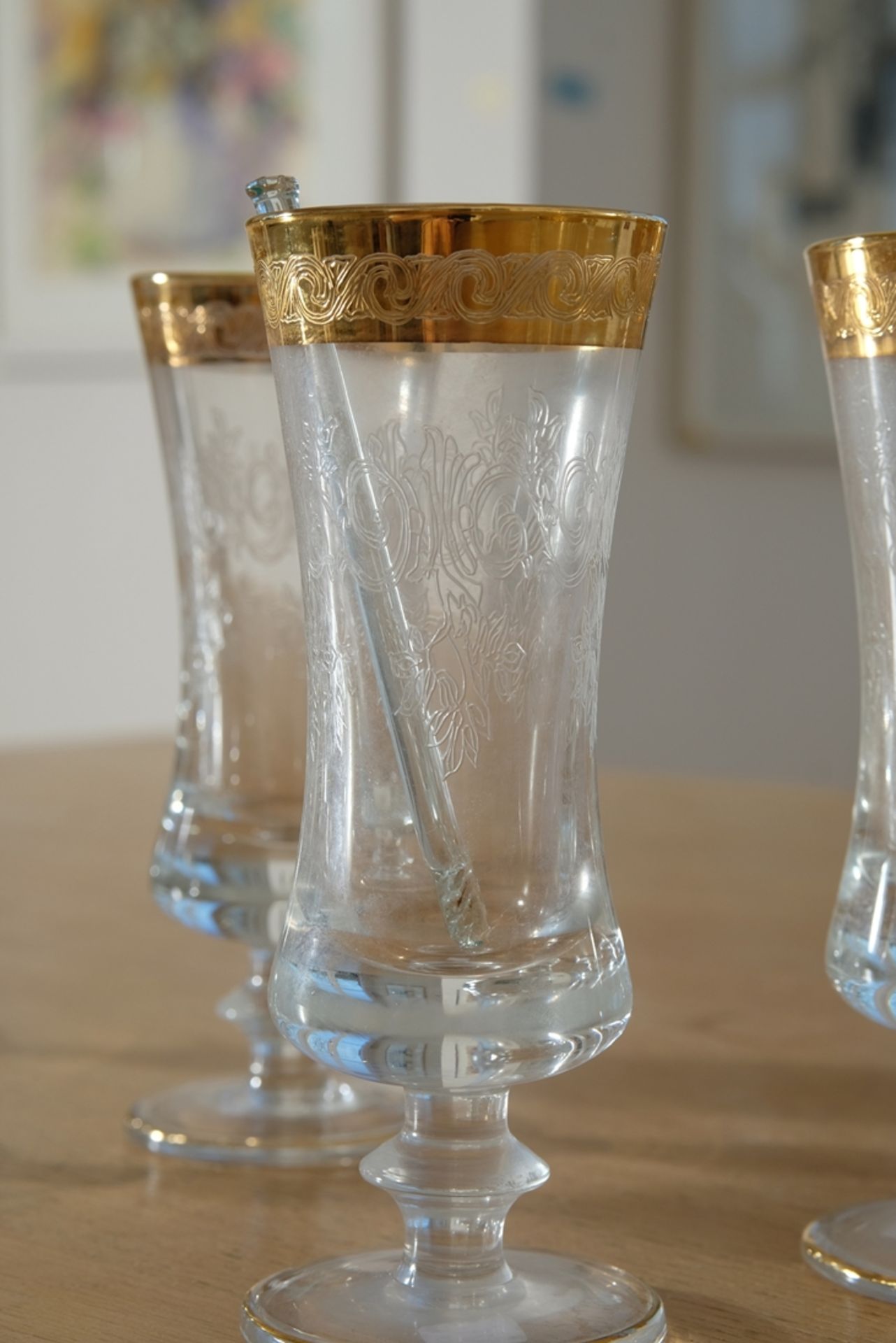 Murano Medici gold rim, six champagne flutes, crystal glass engraved with plant motifs. - Image 3 of 3