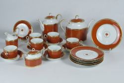 Richard Ginori "Contessa" Tee-/Kaffeeservice, Porzellan, Weiß und Terracotta mit Goldrand, bestehen
